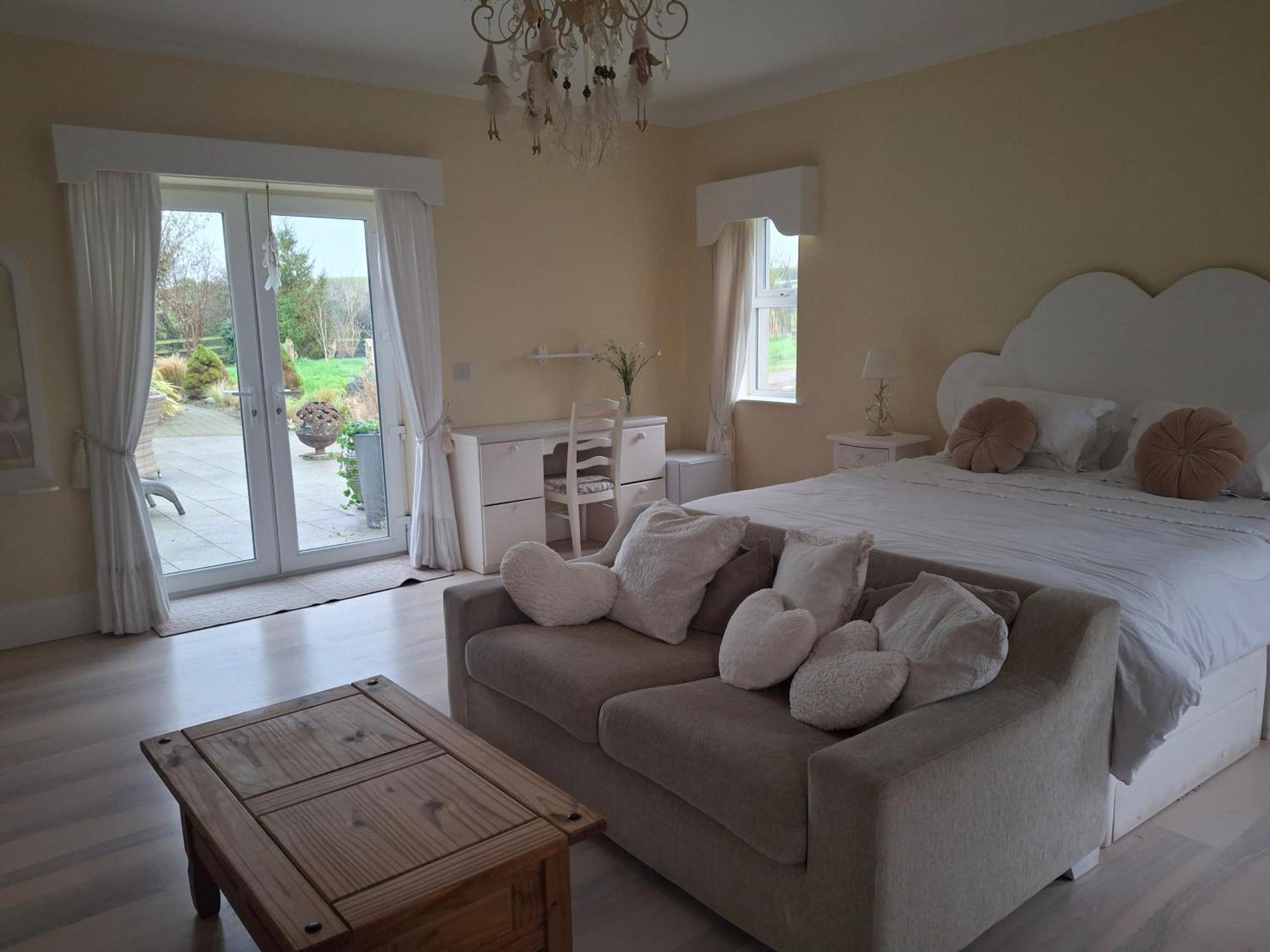 Deeside Manor Bed & Breakfast Stabannan ภายนอก รูปภาพ