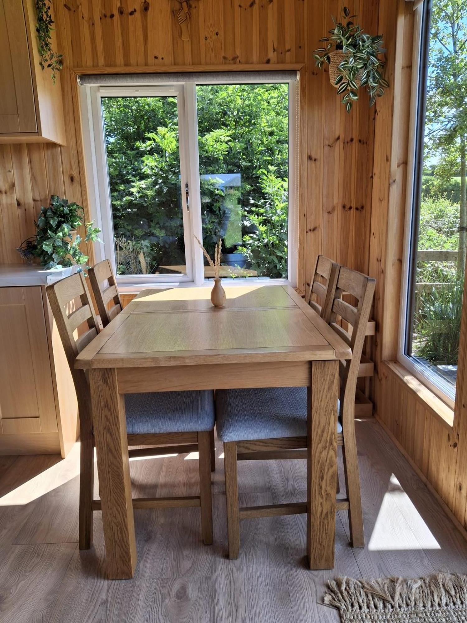 Deeside Manor Bed & Breakfast Stabannan ภายนอก รูปภาพ
