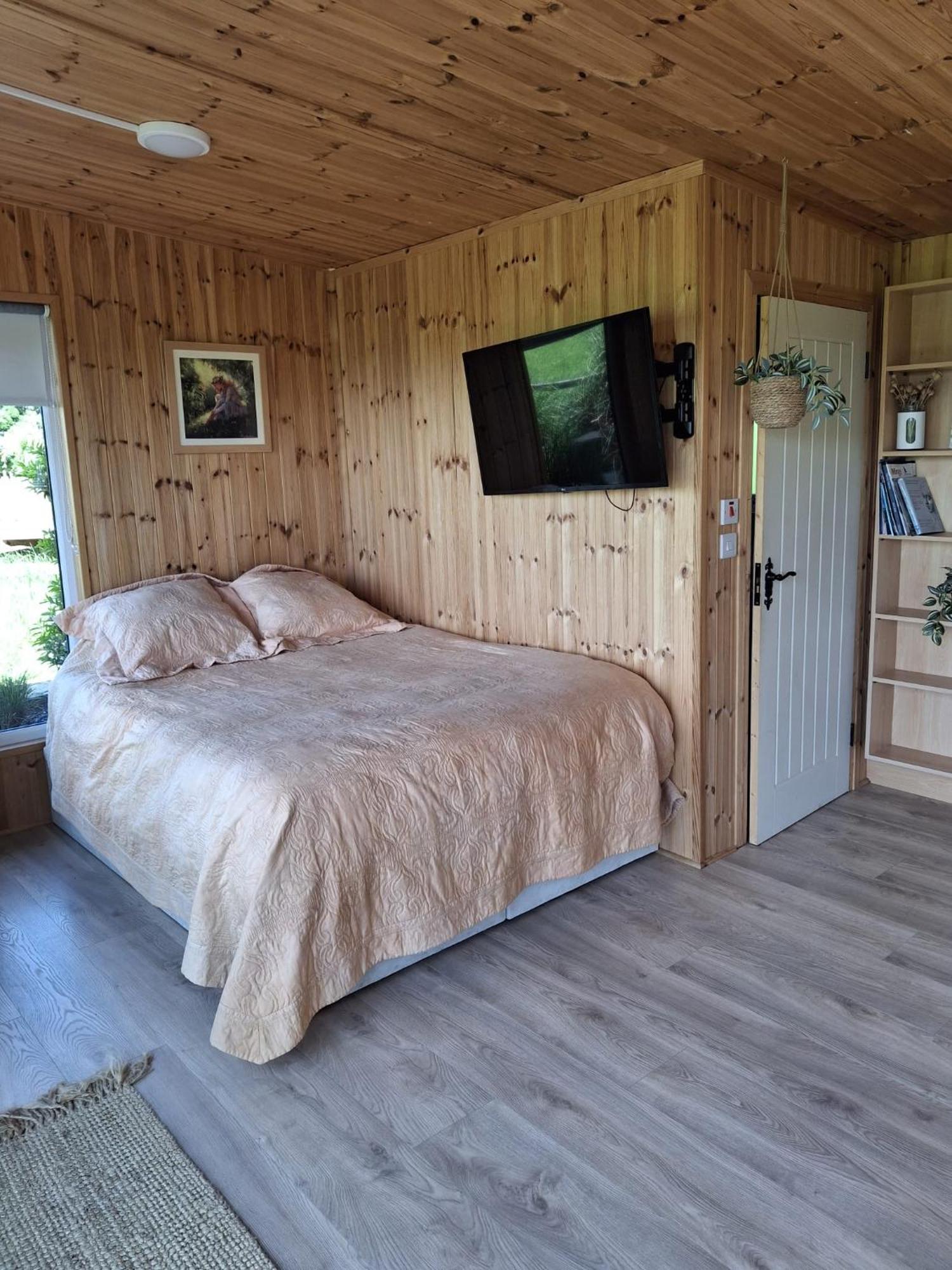 Deeside Manor Bed & Breakfast Stabannan ภายนอก รูปภาพ